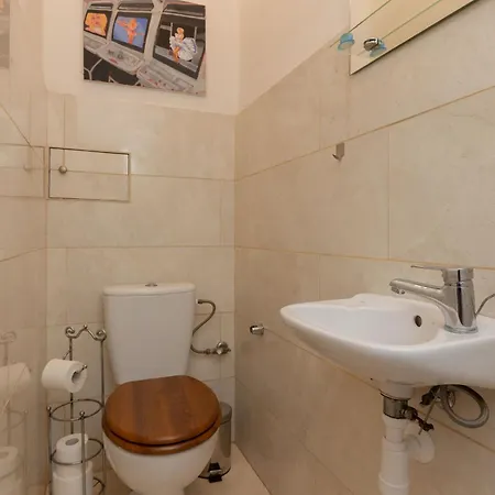 New Town Square For 5 Guests By Renters * Warsaw