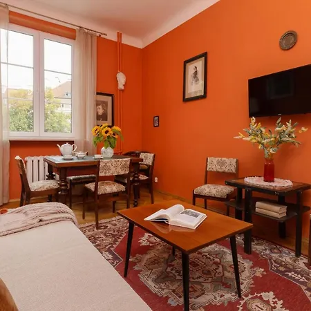 New Town Square For 5 Guests By Renters Apartman Varsó